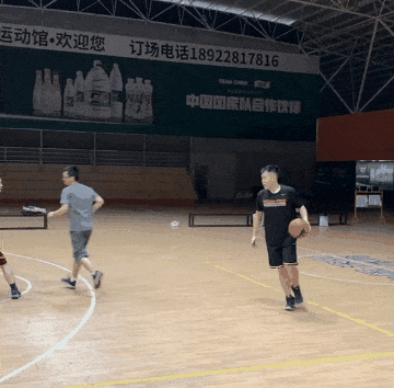 宽睿三分球.gif